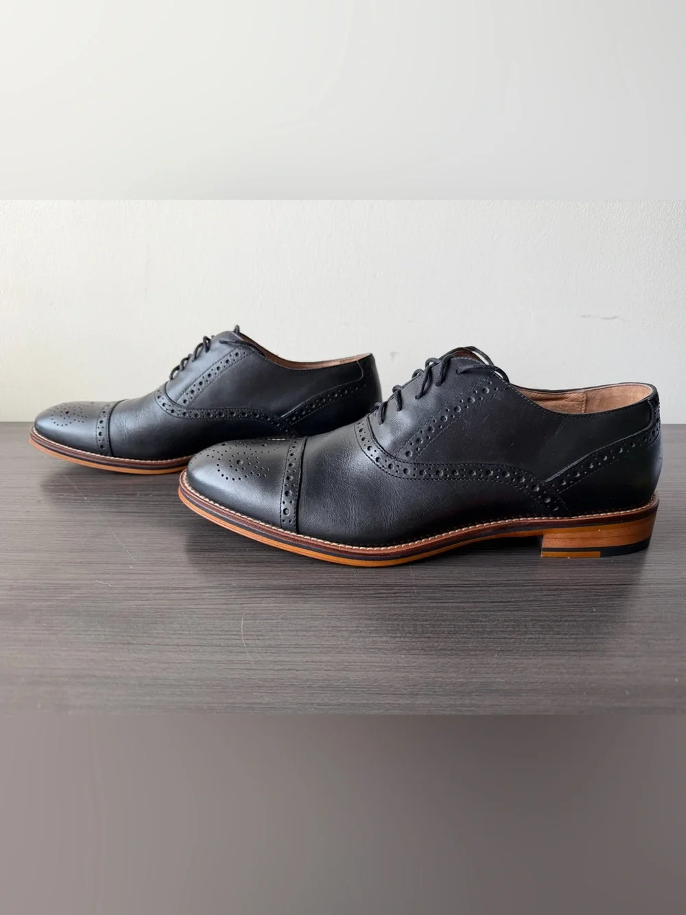 New Johnston & Murphy Mens 10.5 M Black Leather Oxford Brogue Wingtip Shoes